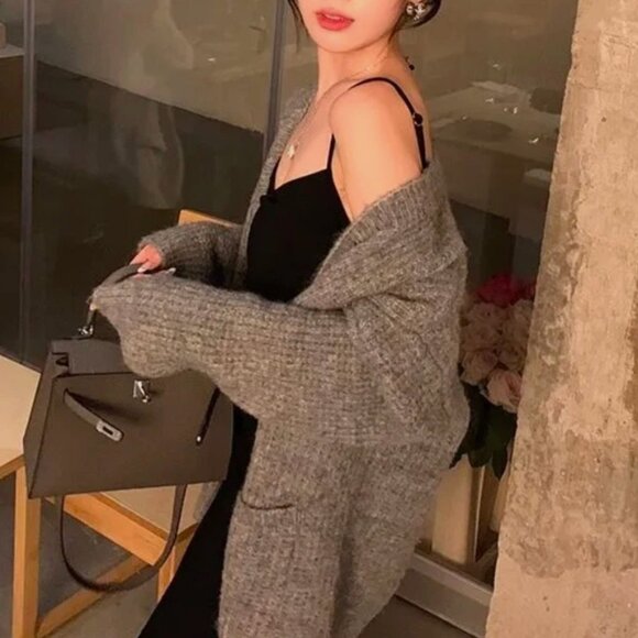 Abercrombie & Fitch Oversized Knit Cardigan - Picture 2 of 10